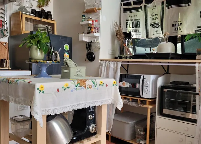 Hiddenmoon Cottage